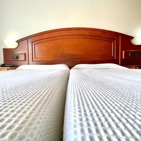 Studio Tr Has A Balcony, Pool And Nice View, Puerto De La Cruz * Puerto de la Cruz (Tenerife)
