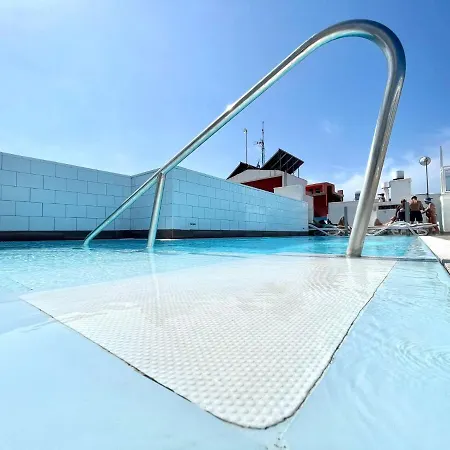 Studio Tr Has A Balcony, Pool And Nice View, Puerto De La Cruz Apartment *